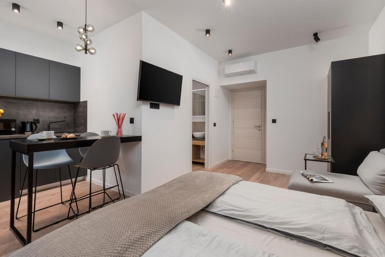 רייקה Deluxe Apartments "In The Center" מראה חיצוני תמונה